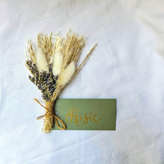 Mini Dried Flower Bouquet with Handwritten Place Name | Handwritten Calligraphy Place Card | Table Plan | Sage Green | Gold | Wedding